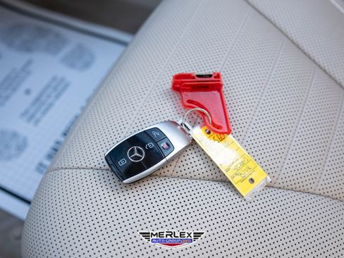 Used 2020 Mercedes-Benz S 560 4MATIC Sedan w/ Premium Package image 55