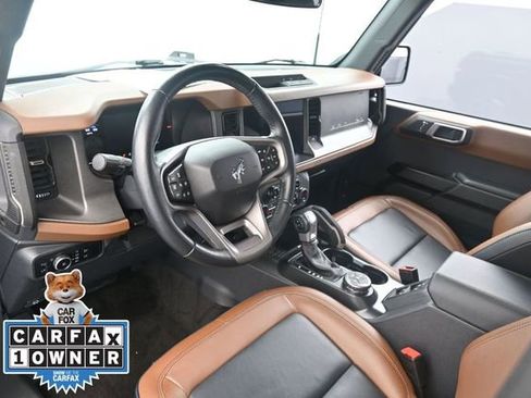 Used 2024 Ford Bronco Outer Banks AWD/4WD image 15