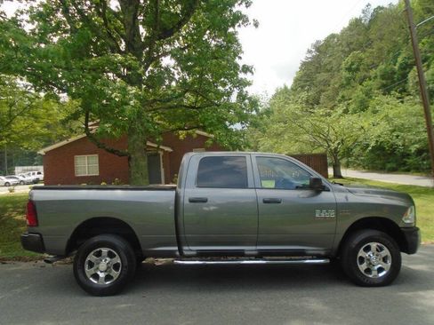 Used 2013 RAM 2500 Tradesman w/ Popular Equipment Group AWD/4WD image 4