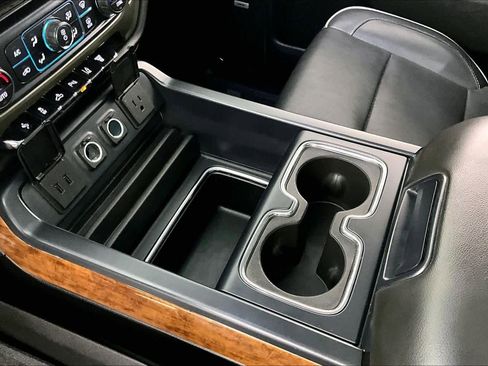 Used 2017 Chevrolet Silverado 2500 High Country w/ Duramax Plus Package image 16