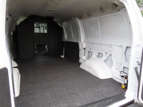 Used 2013 Ford E-350 and Econoline 350 Super Duty w/ PWR Group RWD image 15