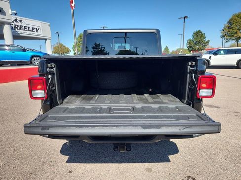 Used 2020 Jeep Gladiator Sport w/ Quick Order Package 24S image 10