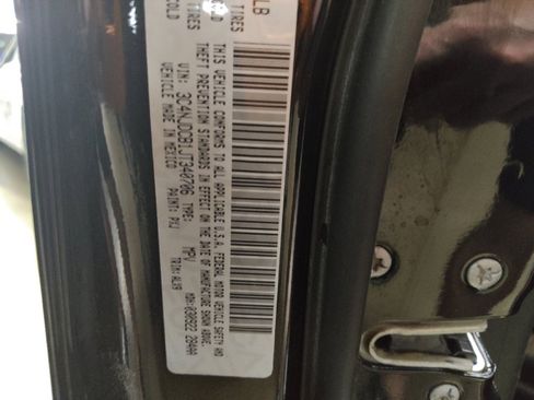 Used 2018 Jeep Compass Limited w/ Navigation Group image 33