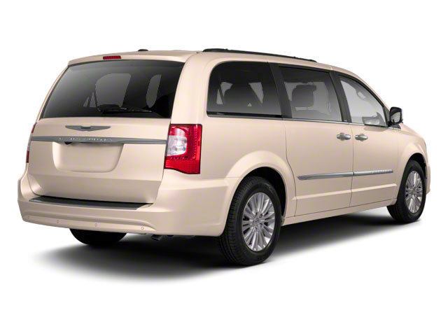 Used 2013 Chrysler Town & Country Touring-L w/ Premium Group FWD image 2