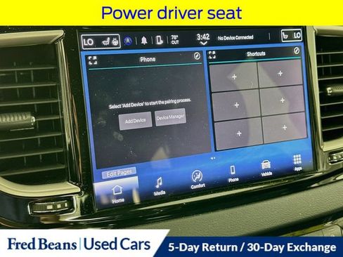 Used 2024 Chrysler Pacifica Touring-L FWD image 18