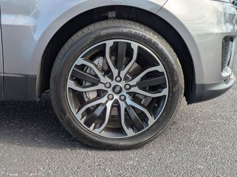 Used 2022 Land Rover Range Rover Sport SE image 12