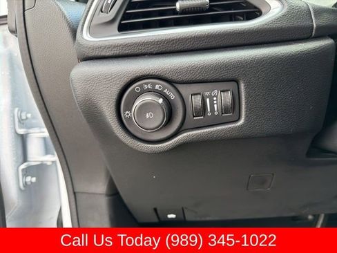 New 2026 Chrysler Pacifica Pinnacle image 25