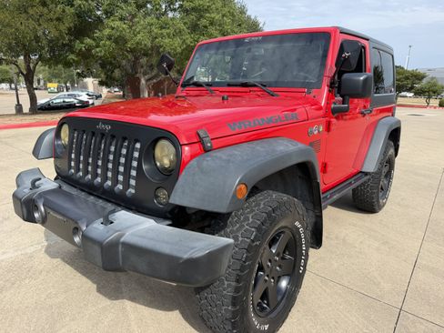 Used 2016 Jeep Wrangler Sport w/ Dual Top Group AWD/4WD image 3