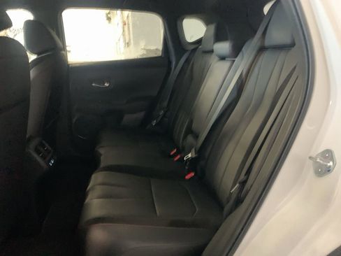 Used 2025 Acura ADX A-Spec image 16