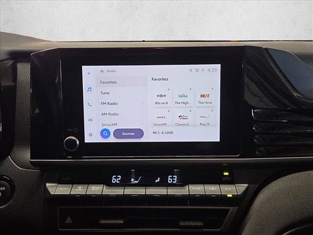 Used 2025 Toyota Camry LE FWD image 12