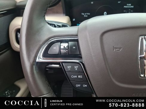 Certified 2023 Lincoln Nautilus Reserve AWD/4WD image 22