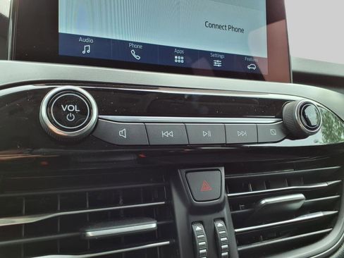 Used 2024 Ford Escape Active image 13