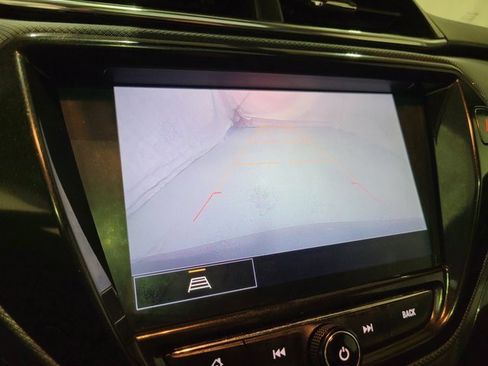 Used 2021 Chevrolet TrailBlazer ACTIV w/ Sun and Liftgate Package image 11