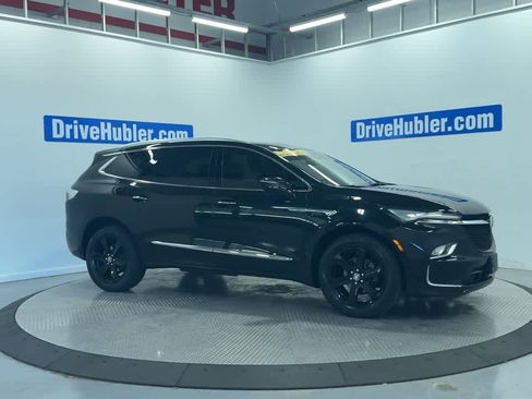 Used 2023 Buick Enclave Essence w/ Experience Buick Package AWD/4WD image 4