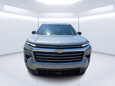 New 2026 Chevrolet Traverse LT w/ Enhanced Driving Package image 8