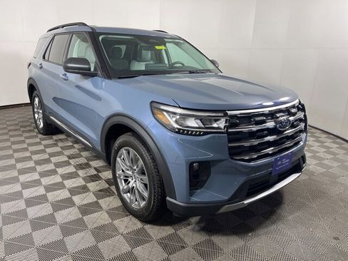 Certified 2025 Ford Explorer Active w/ Active Comfort Package image 1