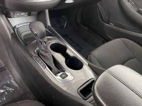 Used 2024 Chevrolet Malibu LT image 30