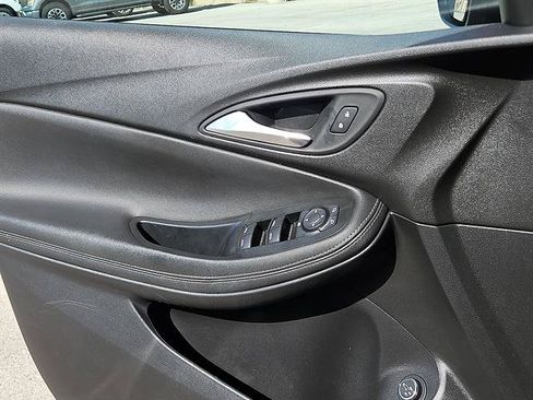 Used 2024 Buick Encore GX Preferred FWD image 14