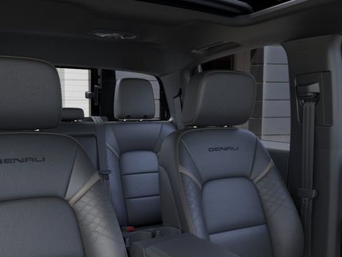 New 2026 GMC Canyon Denali image 25