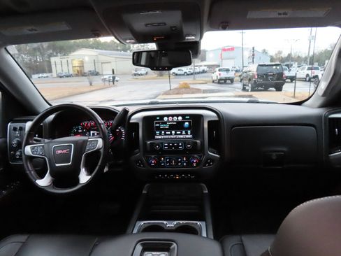 Used 2017 GMC Sierra 1500 SLT w/ Enhanced Driver Alert Package image 22