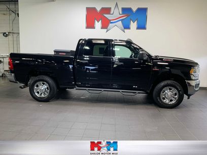 Used 2024 RAM 2500 Tradesman w/ Chrome Appearance Group