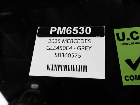 Used 2025 Mercedes-Benz GLE 450 4MATIC w/ AMG Line Exterior image 40