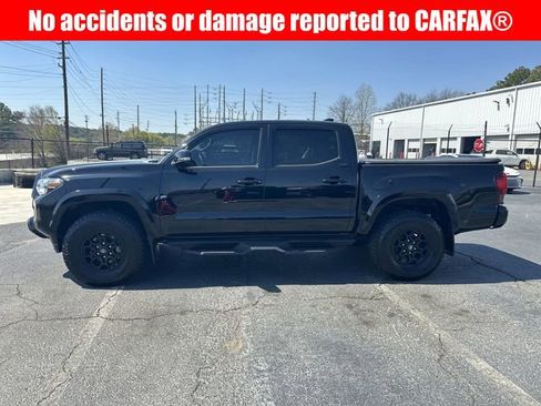 Certified 2022 Toyota Tacoma SR5 image 2