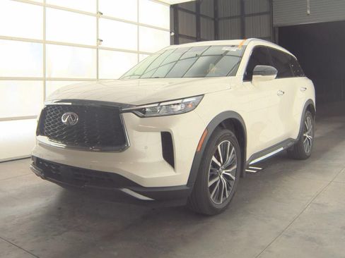 Certified 2025 INFINITI QX60 Sensory w/ Vision Package AWD/4WD image 2