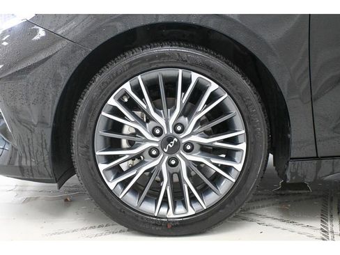 Used 2024 Kia Forte GT-Line w/ GT-Line Premium Package image 21