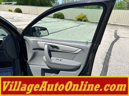 Used 2017 Chevrolet Traverse LS AWD/4WD image 37