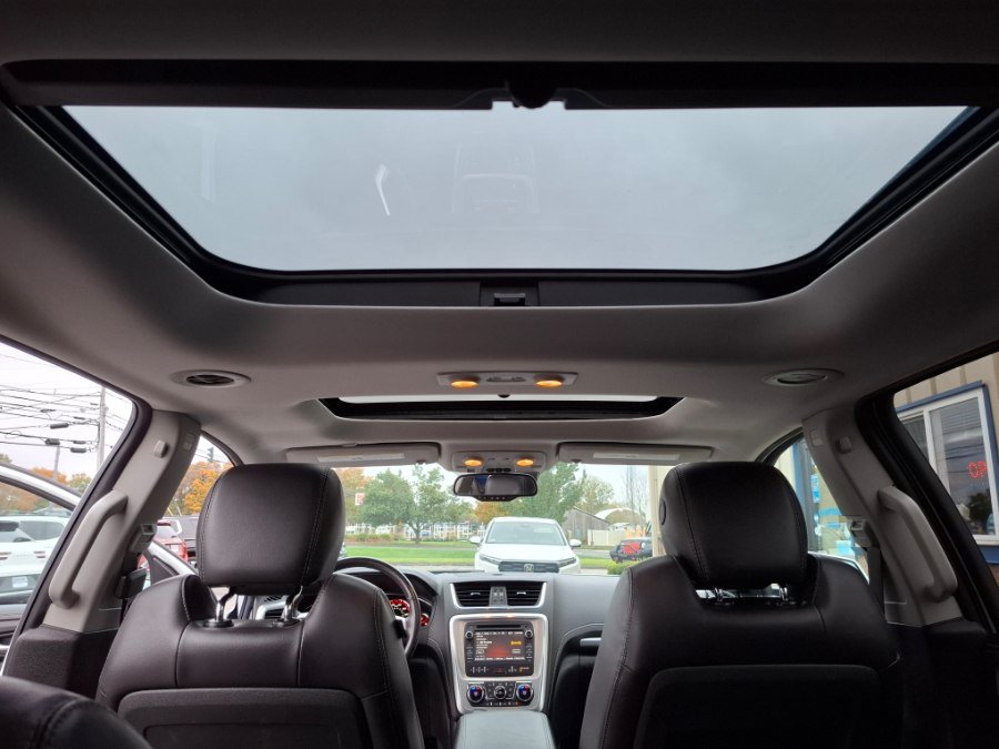 Used 2016 GMC Acadia SLT w/ Open Road Package AWD/4WD image 29