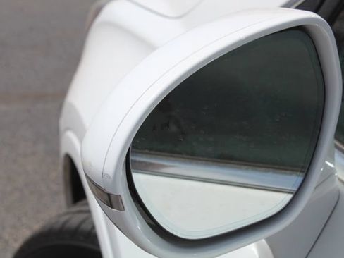 Used 2019 Buick Envision Essence FWD image 13