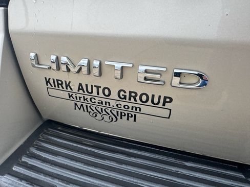 Used 2018 Ford Expedition Limited w/ Equipment Group 302A RWD image 13