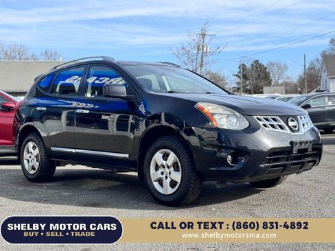 Used 2014 Nissan Rogue S w/ Convenience Package image 3