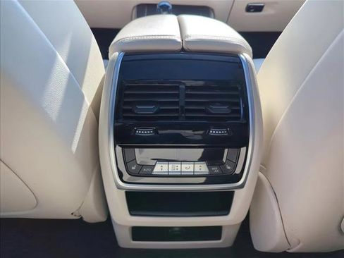 Used 2022 BMW X5 sDrive40i w/ Luxury Seating Package image 14