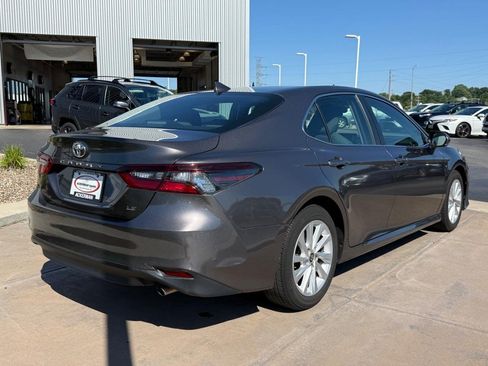 Used 2024 Toyota Camry LE FWD image 5