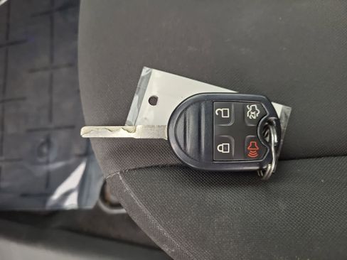 Used 2016 Ford Fiesta SE image 28