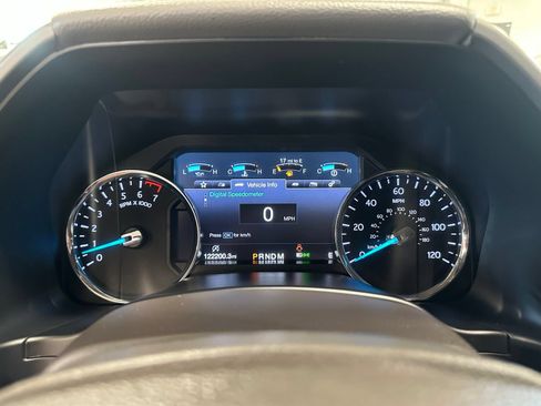 Used 2019 Ford Expedition Max XLT w/ Equipment Group 202A RWD image 21