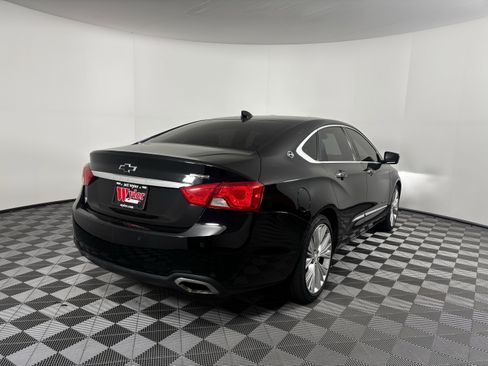 Used 2017 Chevrolet Impala Premier w/ Enhanced Convenience Package image 13