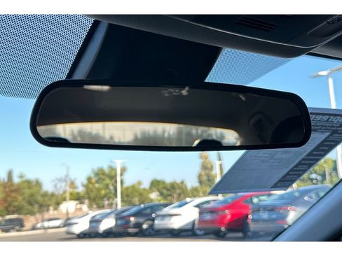 Used 2021 Toyota Camry SE FWD image 24