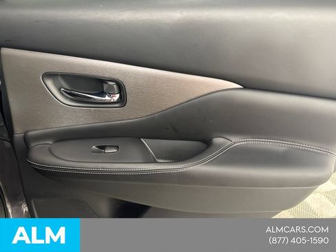 Used 2023 Nissan Murano SV FWD image 19