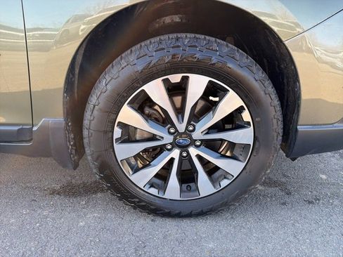 Used 2015 Subaru Outback 2.5i Limited image 6