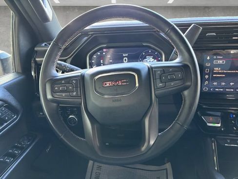 Used 2024 GMC Sierra 2500 AT4 w/ AT4 Premium Plus Package AWD/4WD image 27