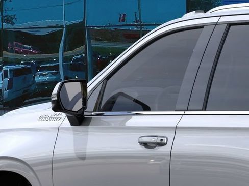 New 2026 Chevrolet Tahoe High Country AWD/4WD image 12