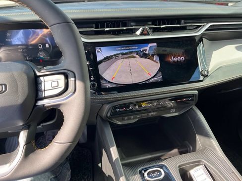 New 2026 Jeep Cherokee Limited AWD/4WD image 9