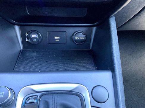 Used 2023 Hyundai Kona SEL FWD image 23