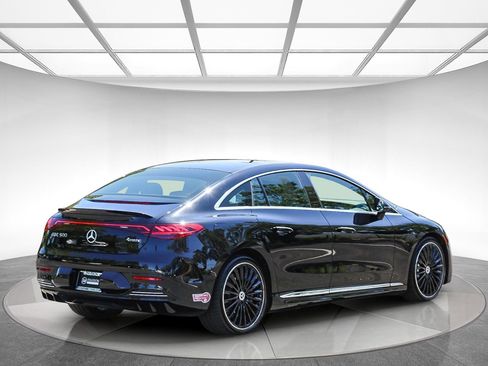 Used 2023 Mercedes-Benz EQE 500 4MATIC Sedan image 4