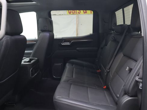 Used 2023 GMC Sierra 1500 Denali w/ Denali Reserve Package AWD/4WD image 15
