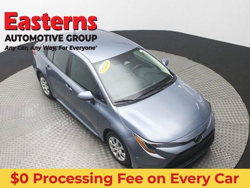 Used 2024 Toyota Corolla LE FWD image 3