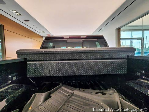 Used 2019 GMC Sierra 1500 SLE w/ SLE Value Package AWD/4WD image 21